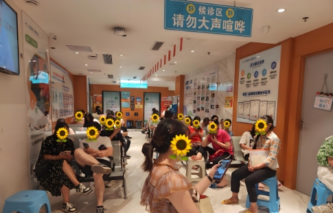 广州天使儿童医院五一不休,为健康“站岗”